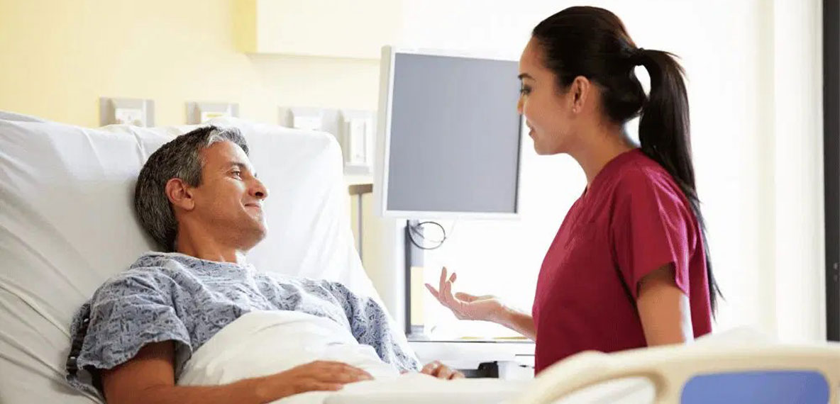 A female doctor discussing their care plan with a patient 