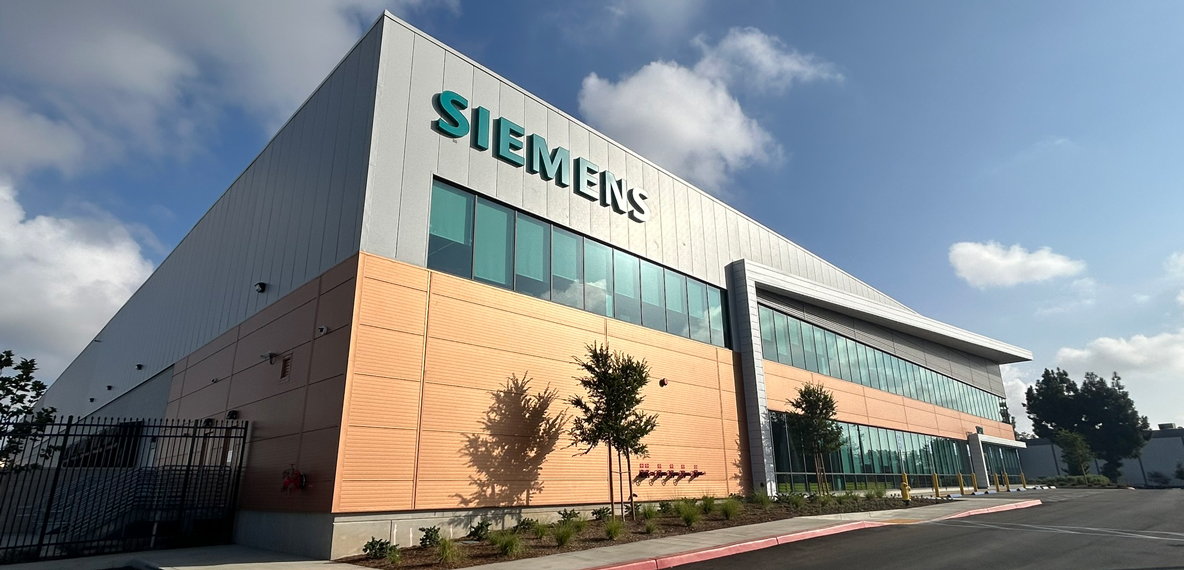 An exterior view of SIEMENS' Pomona, CA, manufacturing facility